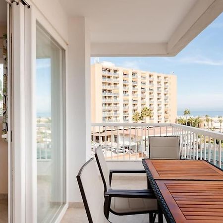 Amplio Con Vistas Al Mar Y Piscina En Benalmadena Apartment Bagian luar foto